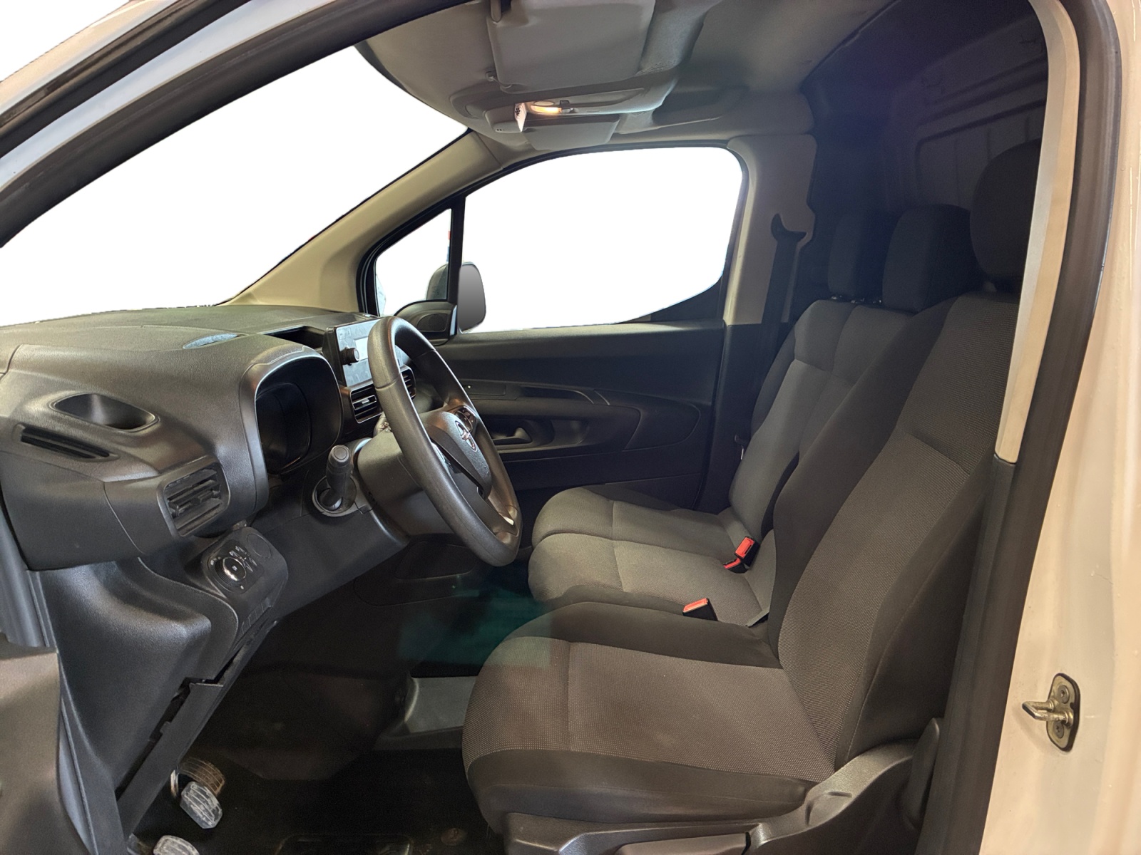 OPEL COMBO CARGO 1.5 100 CH S/S L1H1 BVM6 STANDARD PACK CLIM 2022