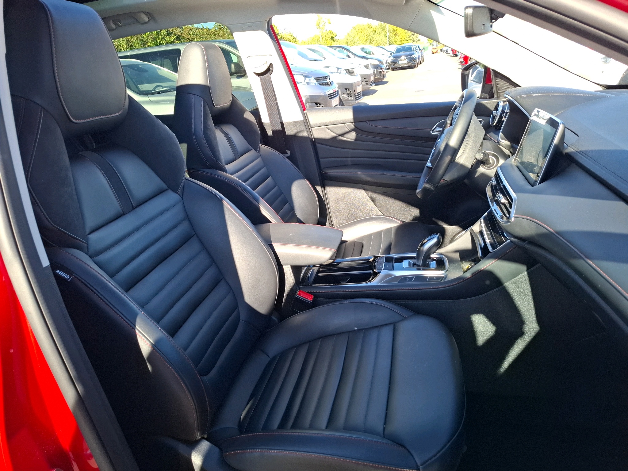 MG EHS 1.5T GDI PHEV Luxury 2024