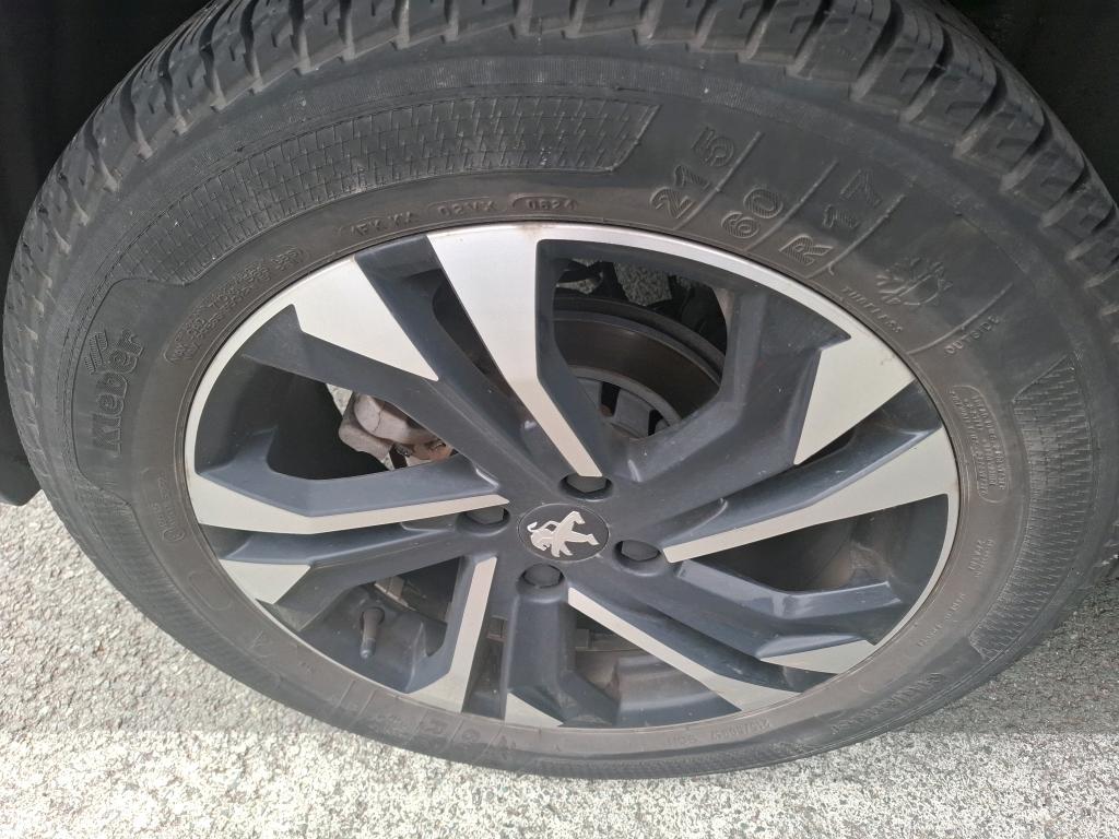 PEUGEOT 2008 BlueHDi 130 S&S EAT8 Allure Pack 2023
