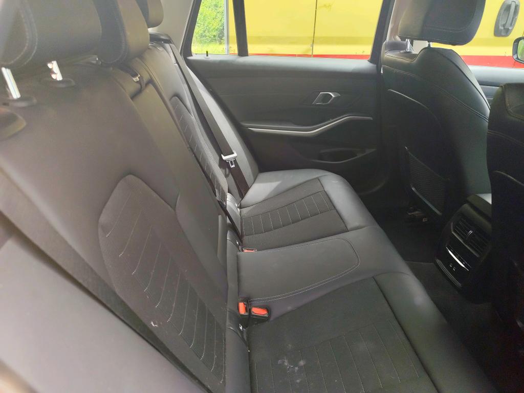 BMW SERIE 3 TOURING G21 LCI 320e 204 ch BVA8 Business Design 2022