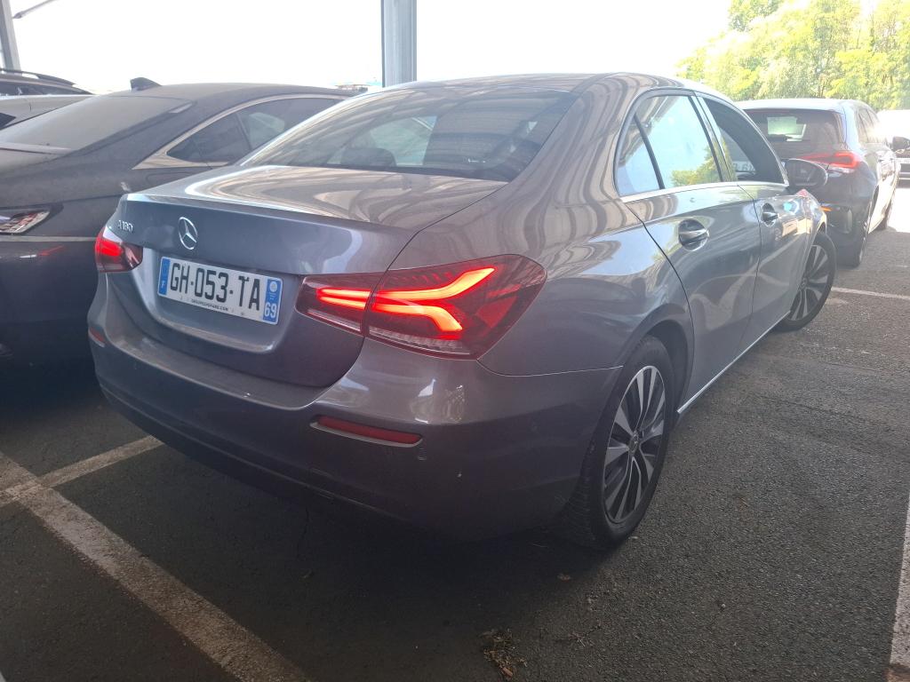 MERCEDES-BENZ MERCEDES CLASSE A 180 BM6 Style Line 2022