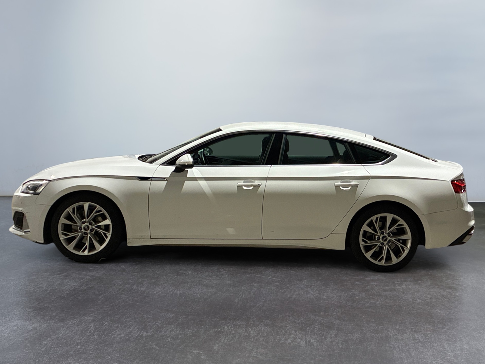 AUDI A5 SPORTBACK 40 TFSI 204 S tronic 7 Business Line 2023