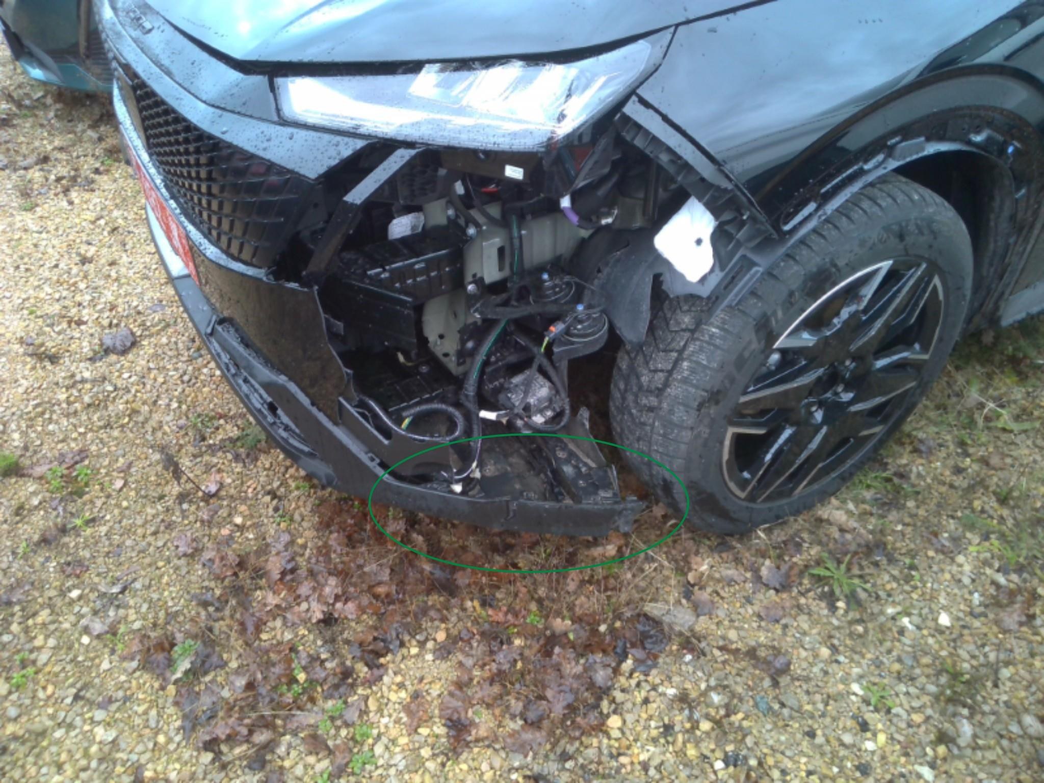 PEUGEOT 3008 Hybrid 136 e-DCS6 Allure 2025