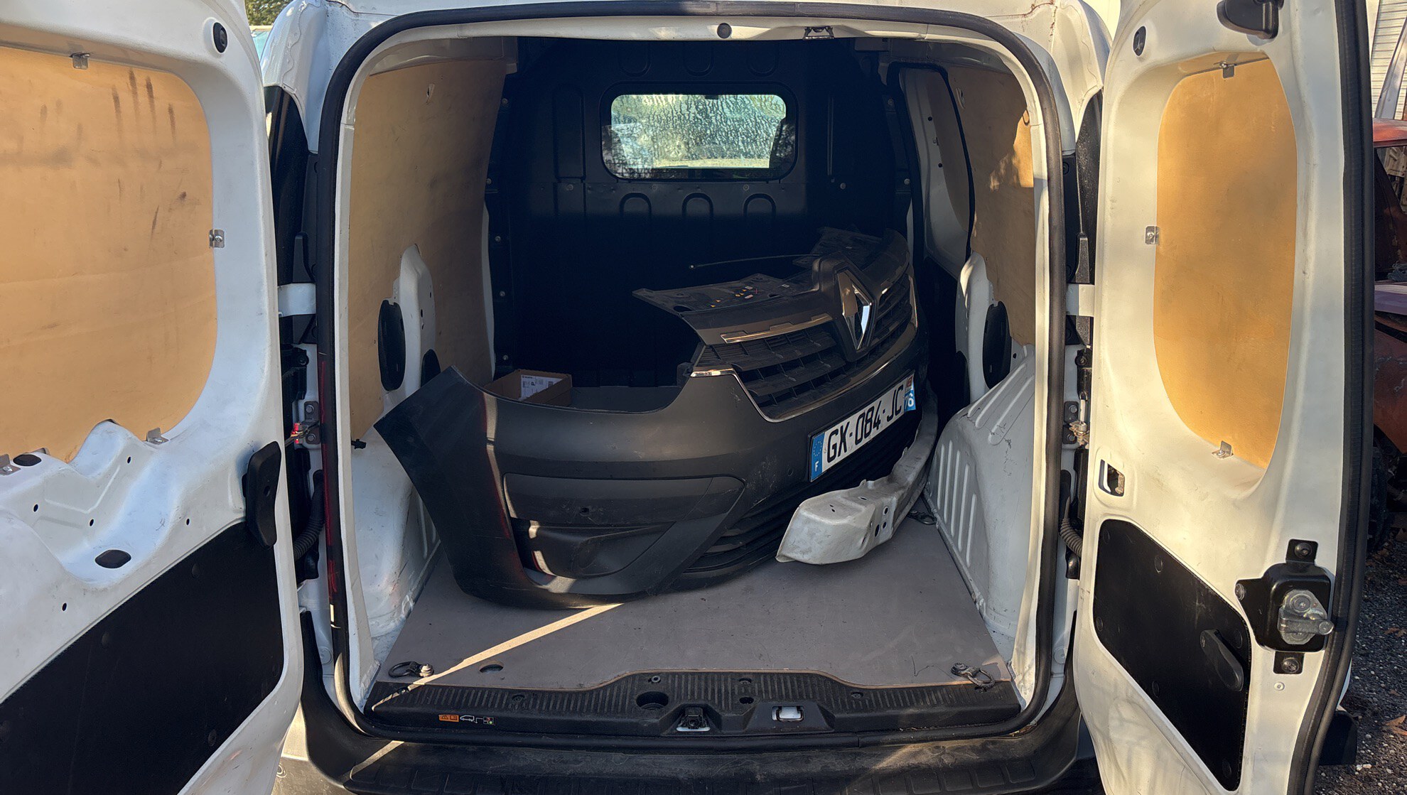 RENAULT EXPRESS VAN BLUE DCI 95 - 22 CONFORT 2024