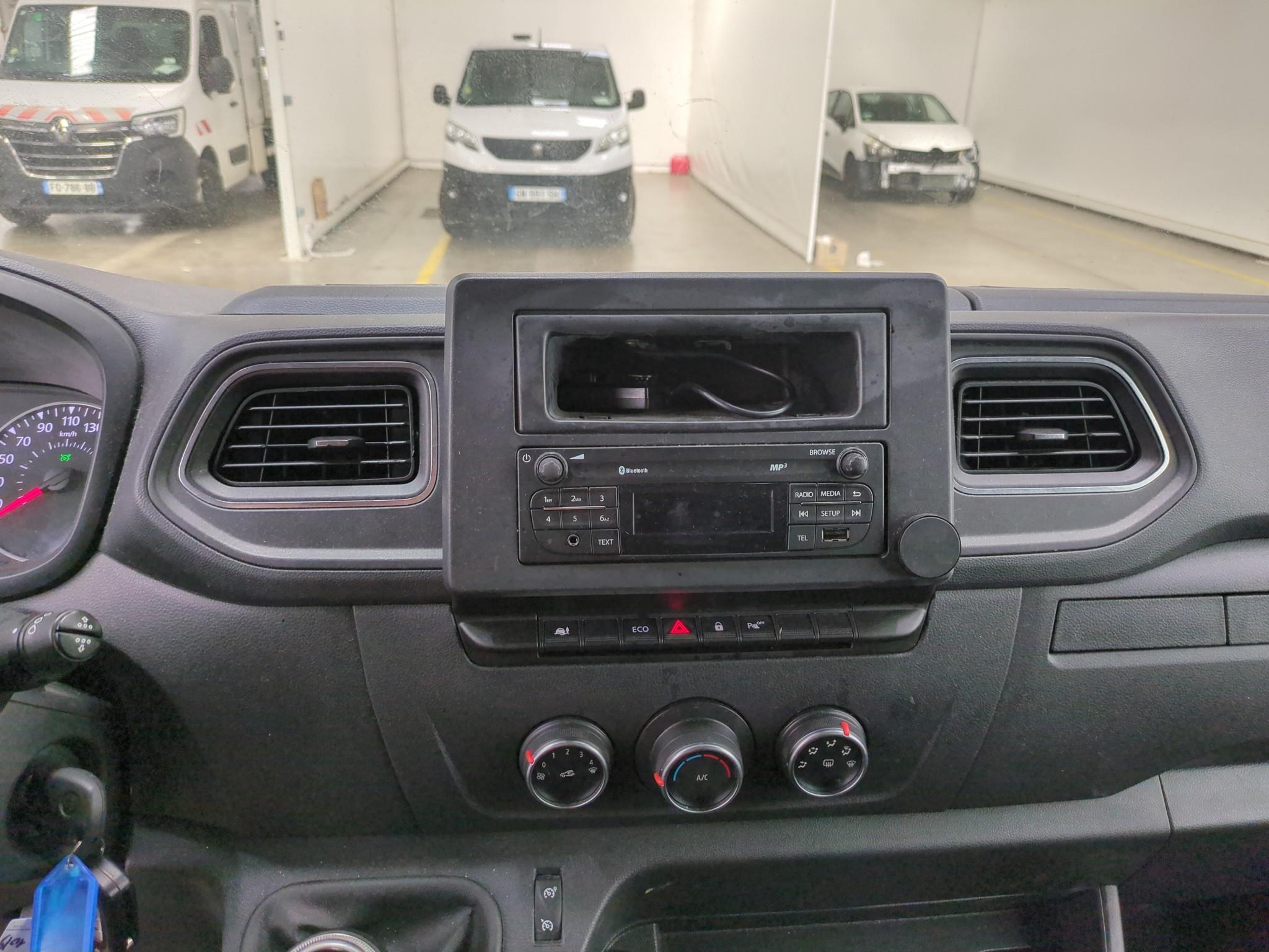 RENAULT MASTER FOURGON FGN TRAC F3500 L2H2 DCI 135 GRAND CONFORT 2021