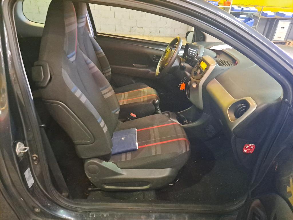 PEUGEOT 108 1.0 VTi 68ch BVM5 Active 2014