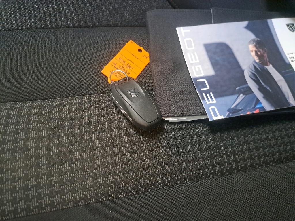PEUGEOT 3008 Puretech 130ch S&S EAT8 Active Pack 2022