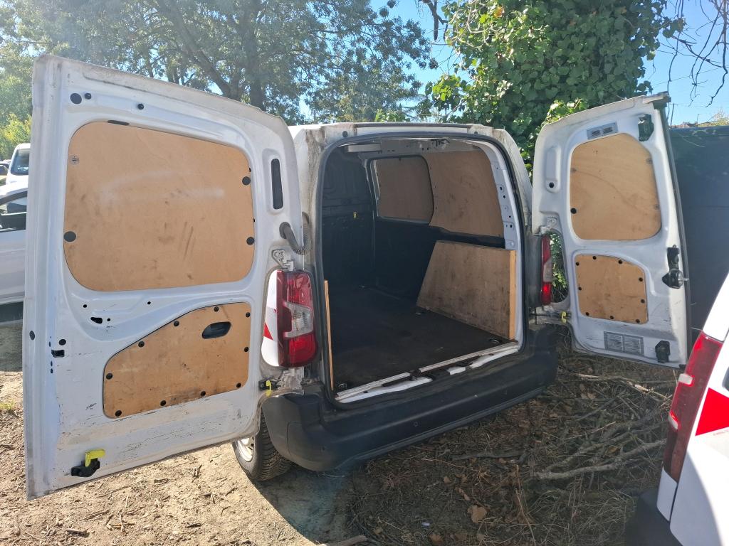 CITROEN BERLINGO VAN M 650 BLUEHDI 100 S&S BVM5 CLUB 2021