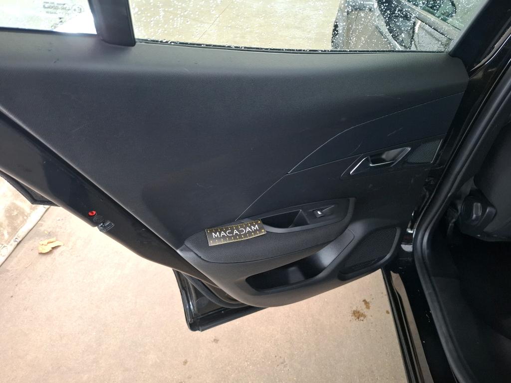 PEUGEOT 2008 PureTech 130 S&S BVM6 Active Pack 2022