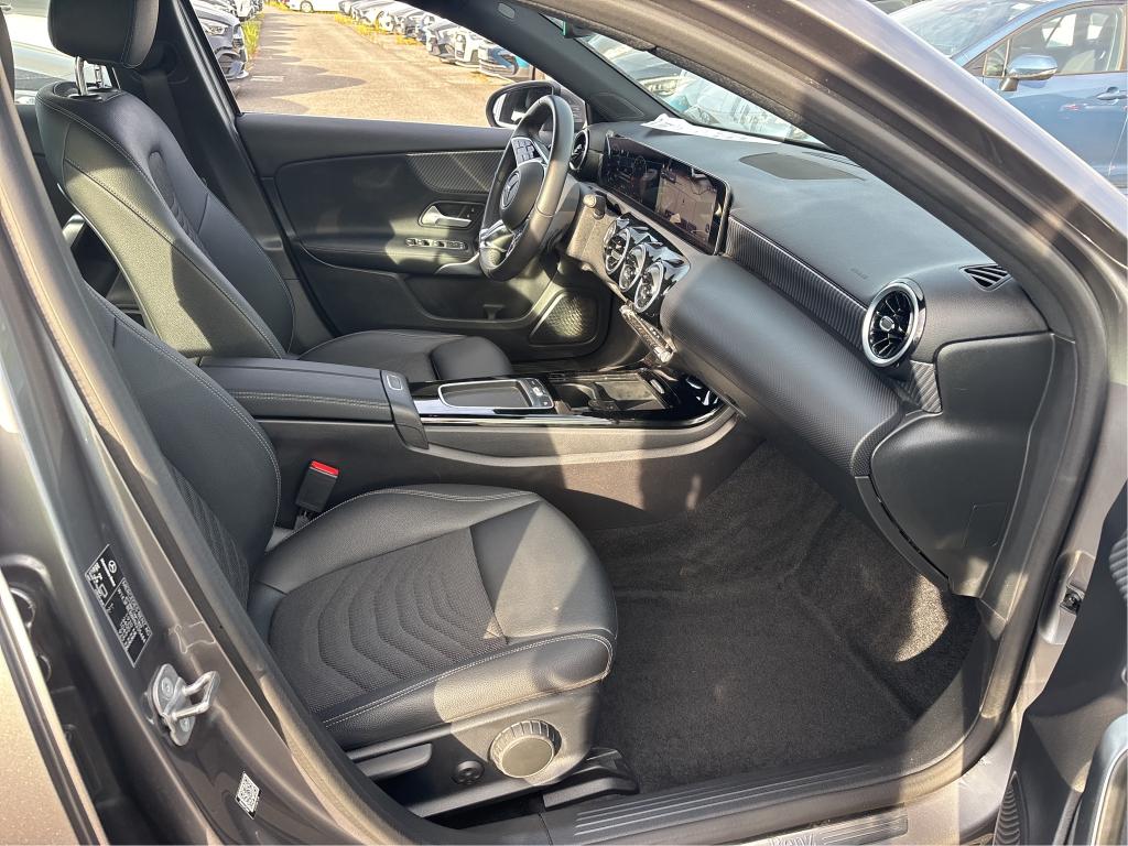 MERCEDES-BENZ MERCEDES CLASSE A 180 7G-DCT Progressive Line 2024
