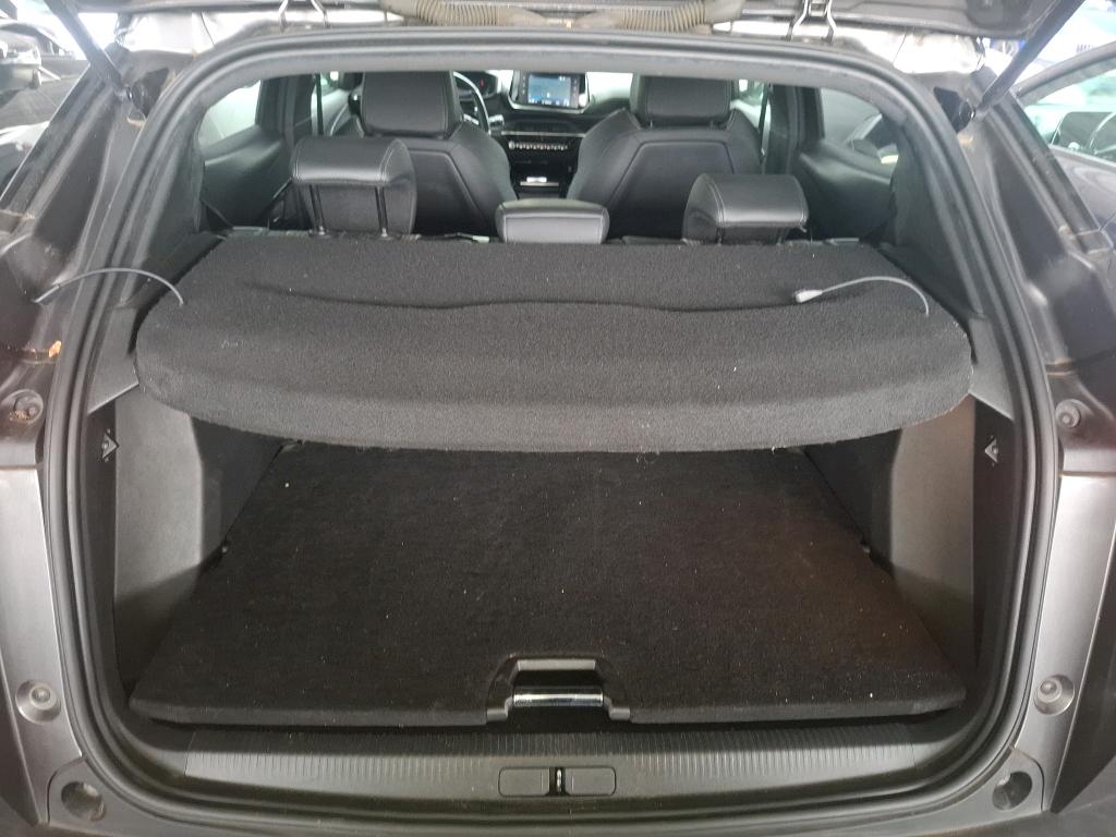 PEUGEOT 2008 PureTech 130 S&S EAT8 GT 2023