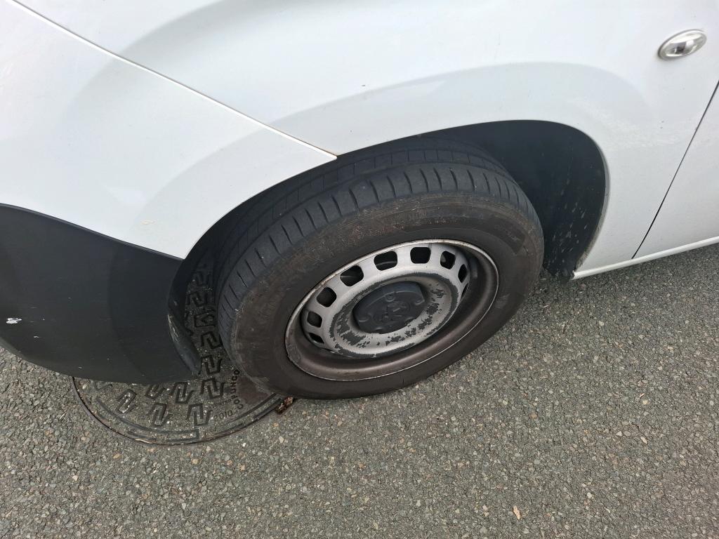PEUGEOT PARTNER FOURGON STANDARD 650 KG BLUEHDI 100 S&S BVM5 PREMIUM 2021