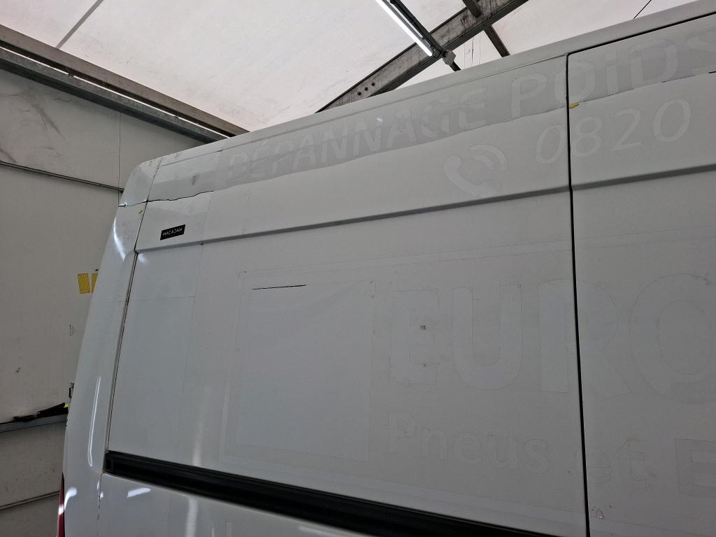 RENAULT MASTER FOURGON FGN L2H2 3.5t 2.3 dCi 130 E6 GRAND CONFORT 2017