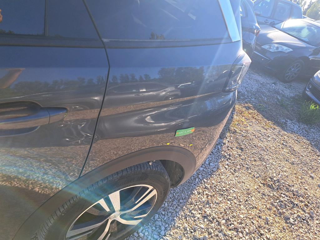 PEUGEOT 5008 PureTech 130ch S&S EAT8 Allure Pack 2023
