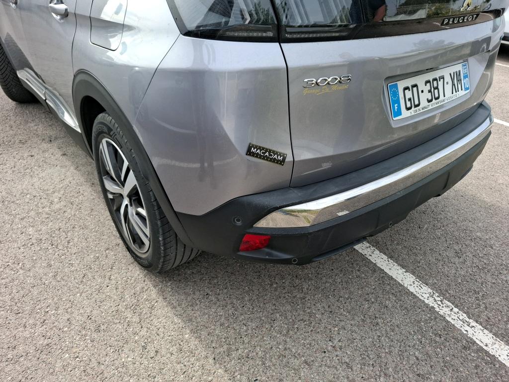 PEUGEOT 3008 Hybrid 225 e-EAT8 Allure Pack 2021