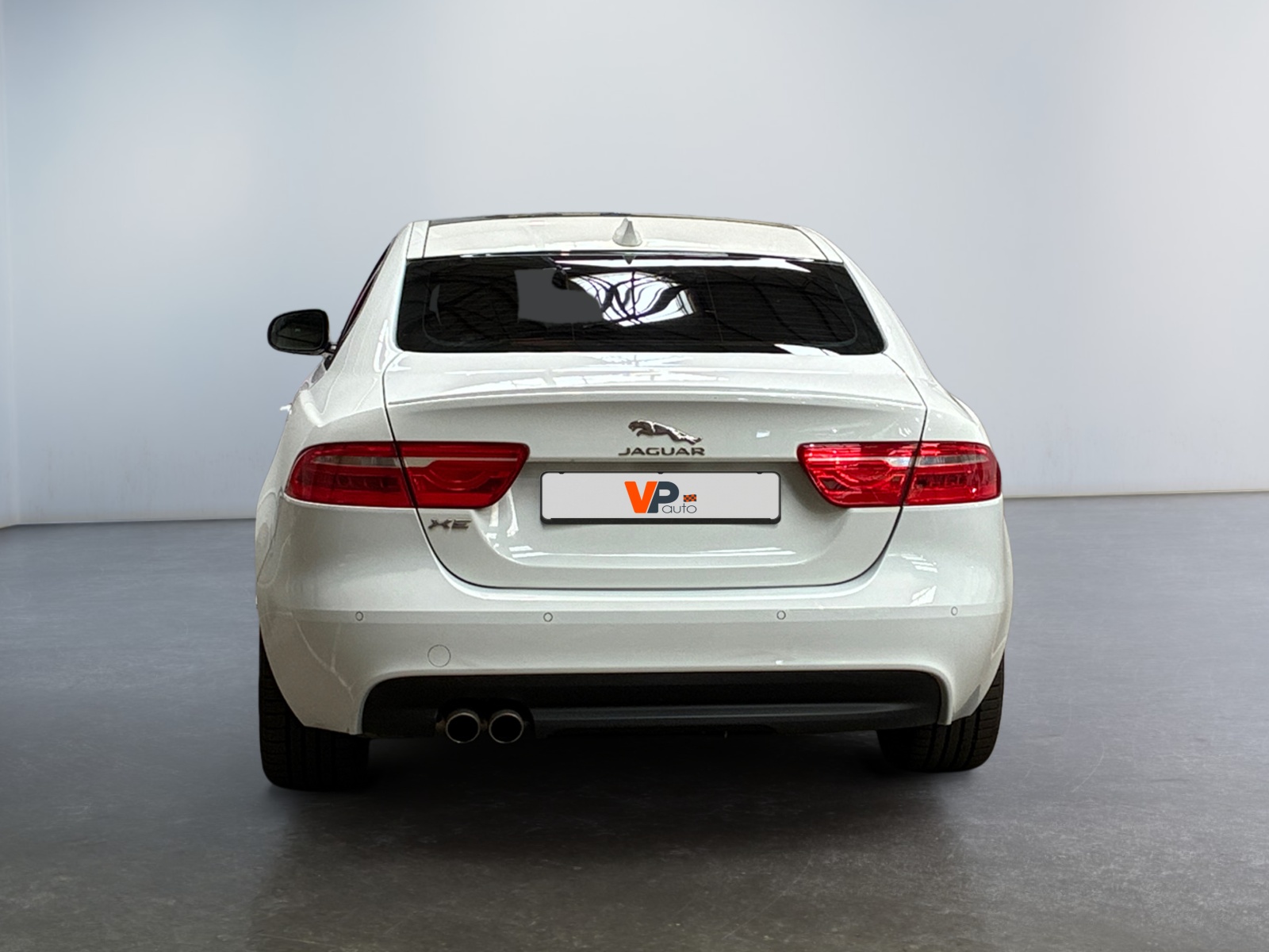 JAGUAR XE 2.0 D - 180 ch BVA R-Sport 2017