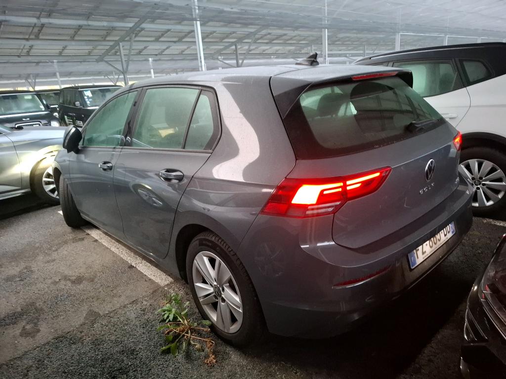 VOLKSWAGEN GOLF 1.0 eTSI OPF 110 DSG7 Life Business 2021