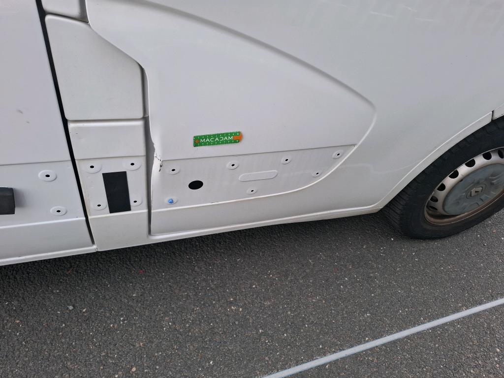 RENAULT MASTER FOURGON FGN L2H2 3.5t 2.3 dCi 130 E6 GRAND CONFORT 2018