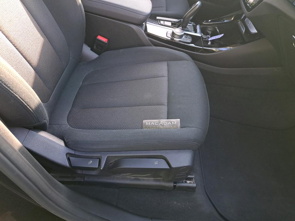 BMW X3 sDrive18d 150ch BVA8 Business Design 2021