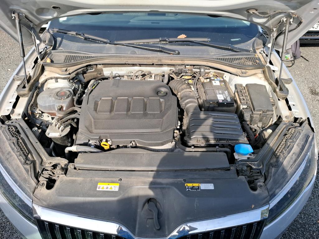 SKODA SUPERB COMBI 2.0 TDI 150 SCR DSG7 Business 2021