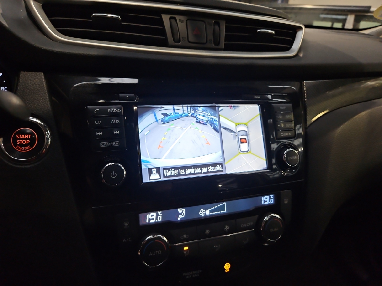 NISSAN X-TRAIL 1.6 dCi 130 7pl Xtronic N-Connecta 2016
