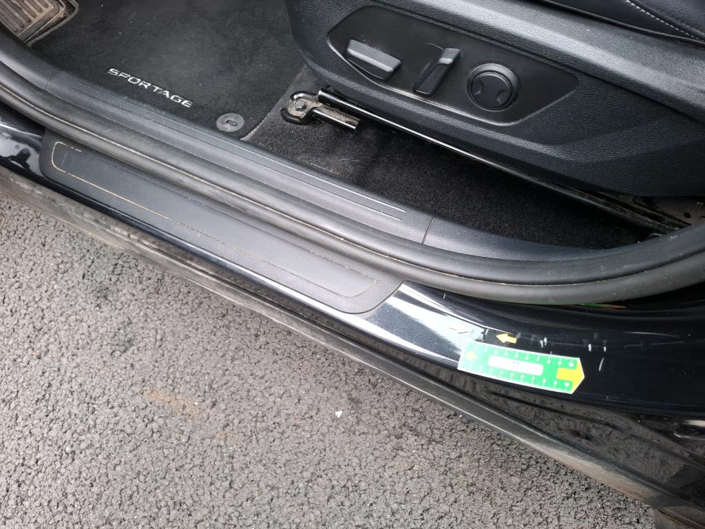 KIA SPORTAGE VP 1.6 T-GDi 265ch ISG Hybride Rechargeable BVA6 4x4 Design 2023