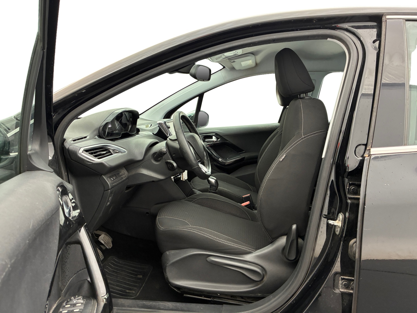 PEUGEOT 208 1.6 BlueHDi 100ch BVM5 Allure Allure 2016