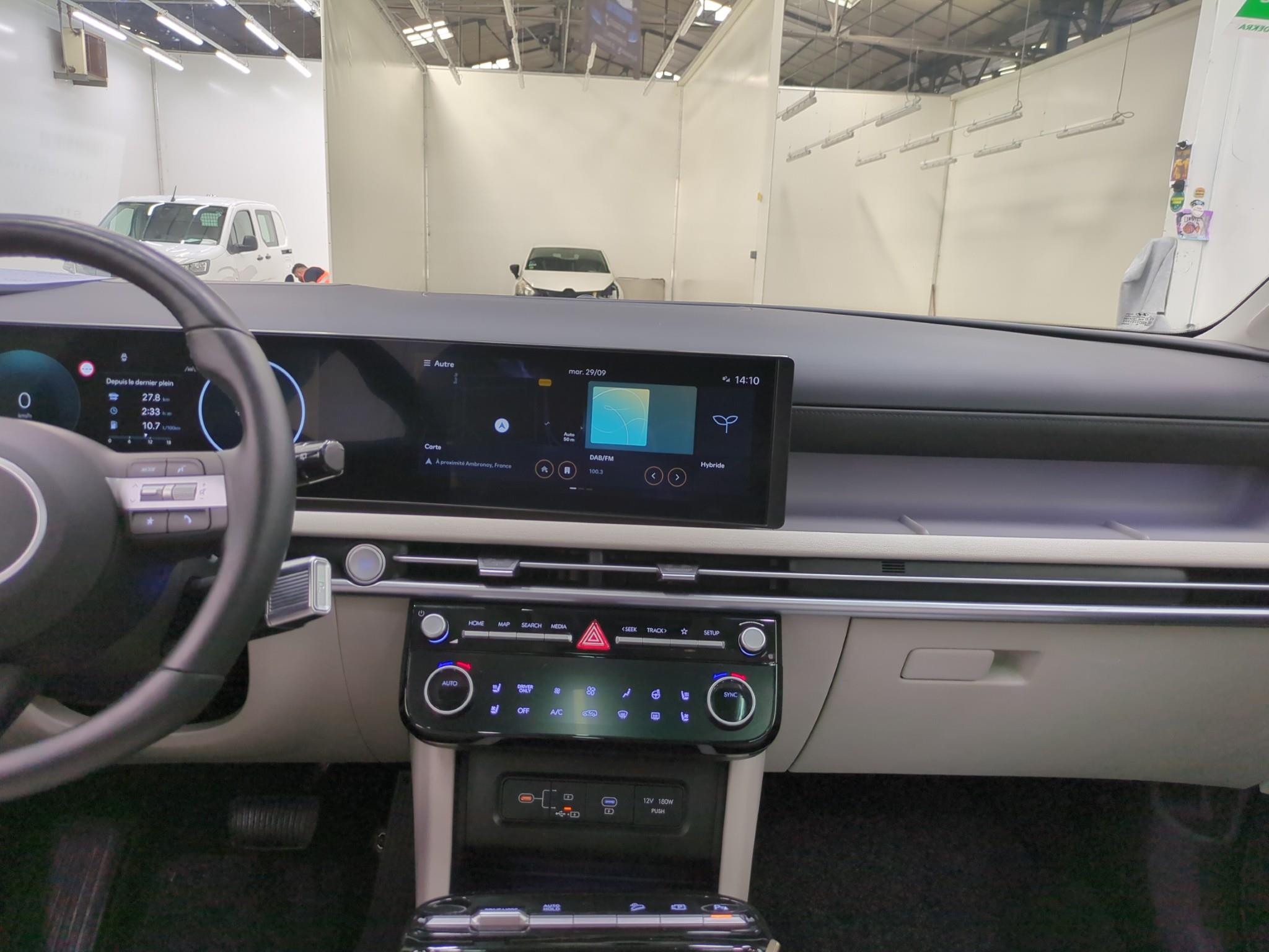HYUNDAI TUCSON 1.6 T-GDI 215 Hybrid BVA6 Initia 2024