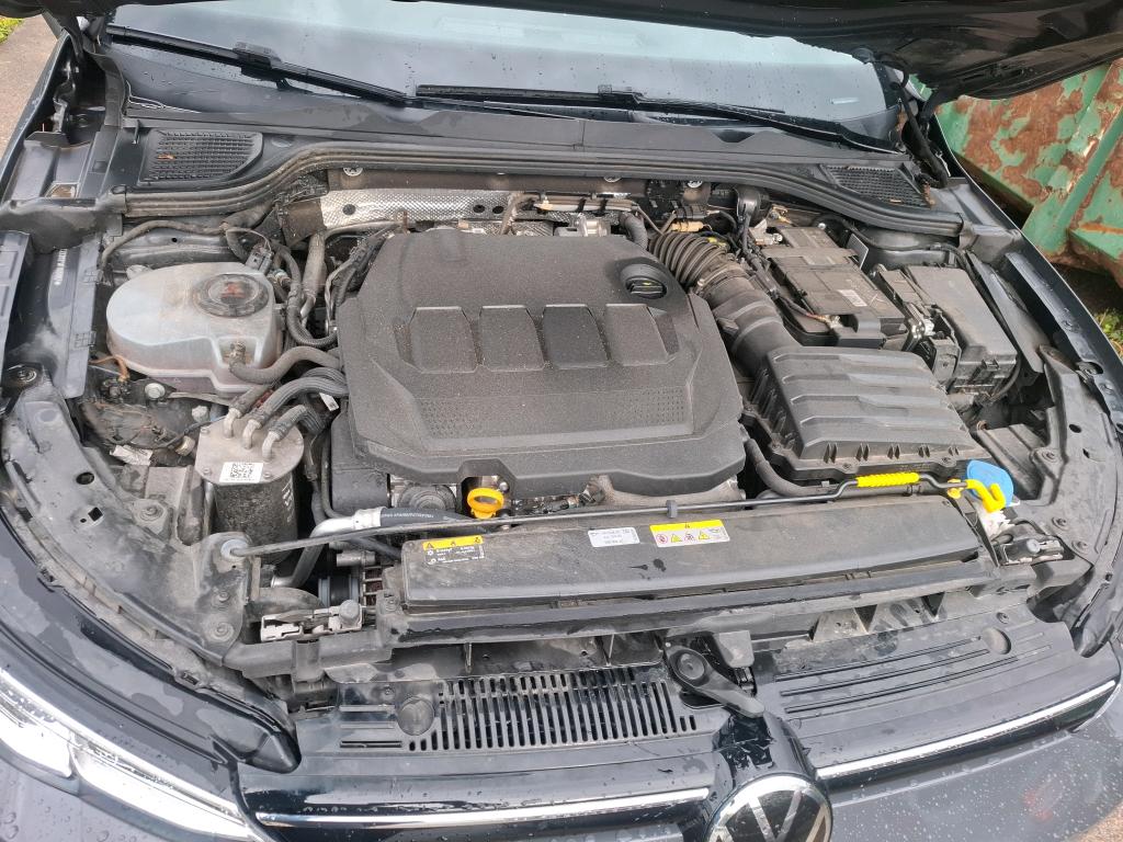 VOLKSWAGEN GOLF 2.0 TDI SCR 116 DSG7 Life Plus 2023
