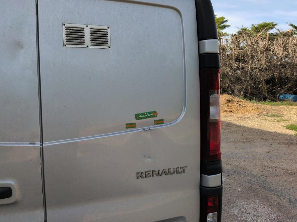 RENAULT TRAFIC FOURGON FGN L2H1 1300 KG DCI 145 ENERGY GRAND CONFORT 2021