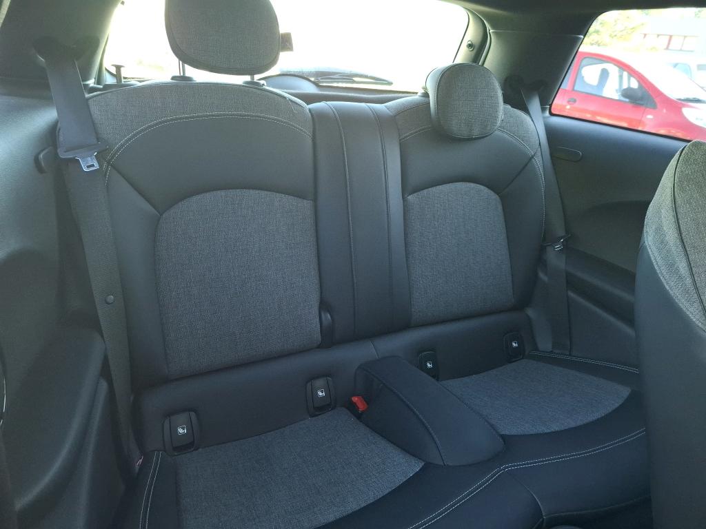 MINI HATCH 3 Portes Cooper SE 184 ch Finition Greenwich 2020