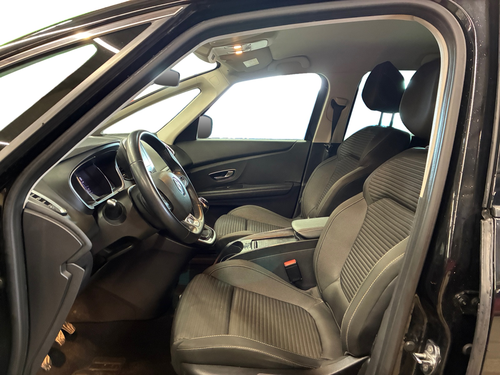 RENAULT Grand Scenic Blue dCi 120 Business 7pl 2020