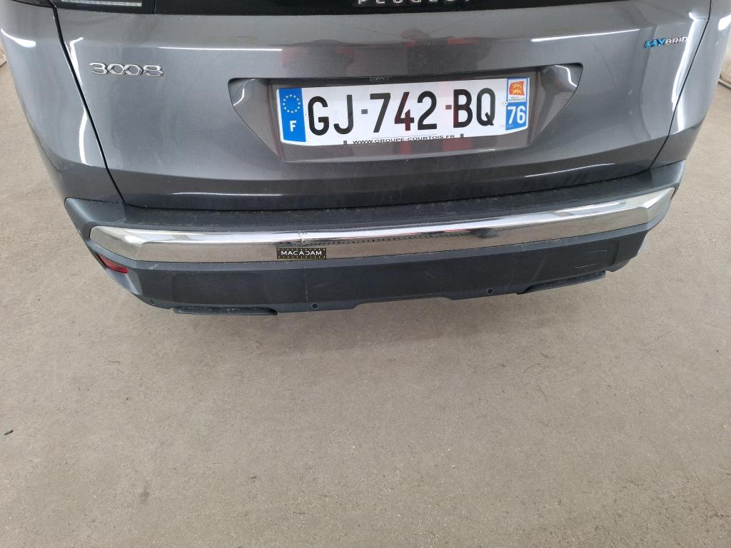 PEUGEOT 3008 Hybrid 225 e-EAT8 Roadtrip 2022