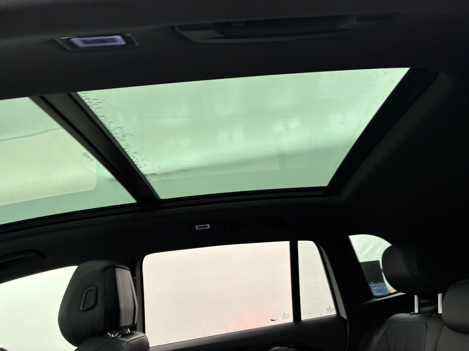 VOLKSWAGEN Tiguan 2.0 TDI 150ch DSG7 R-Line Exclusive 2024