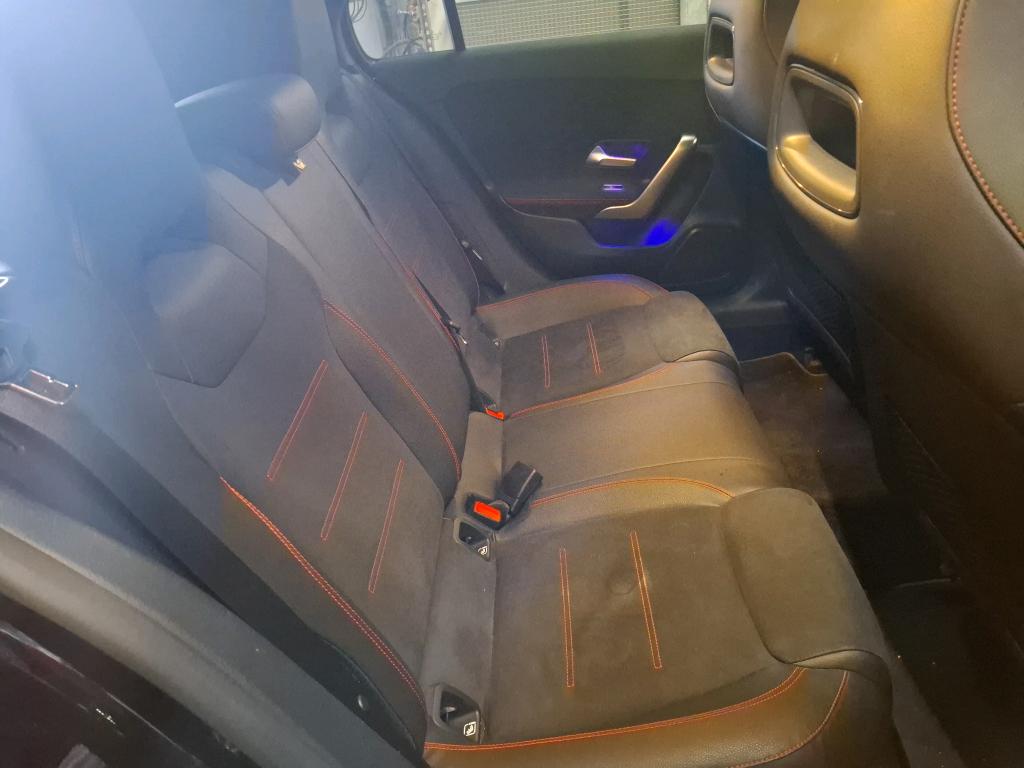MERCEDES-BENZ MERCEDES CLASSE A 180 d 8G-DCT AMG Line 2021