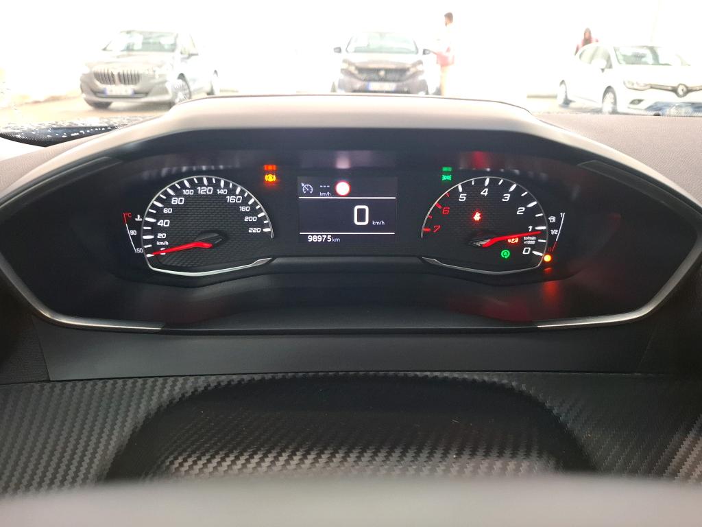 PEUGEOT 2008 PureTech 130 S&S BVM6 Active Pack 2022
