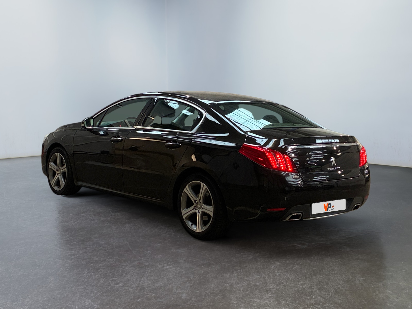 PEUGEOT 508 2.2 HDi 204ch FAP BVA6 GT A 2011
