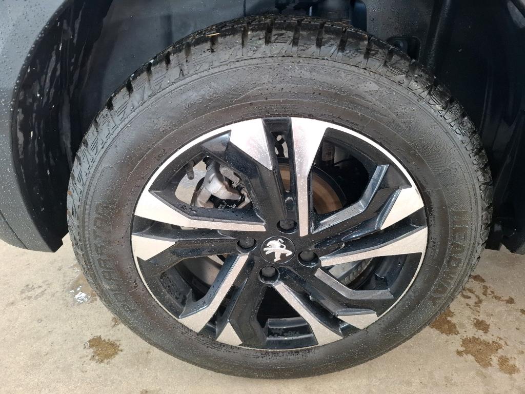 PEUGEOT 2008 PureTech 130 S&S BVM6 Allure Pack 2021
