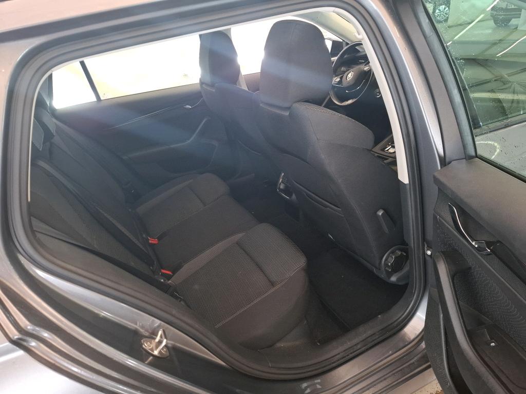 SKODA OCTAVIA COMBI 2.0 TDI 150 ch DSG7 Business 2022