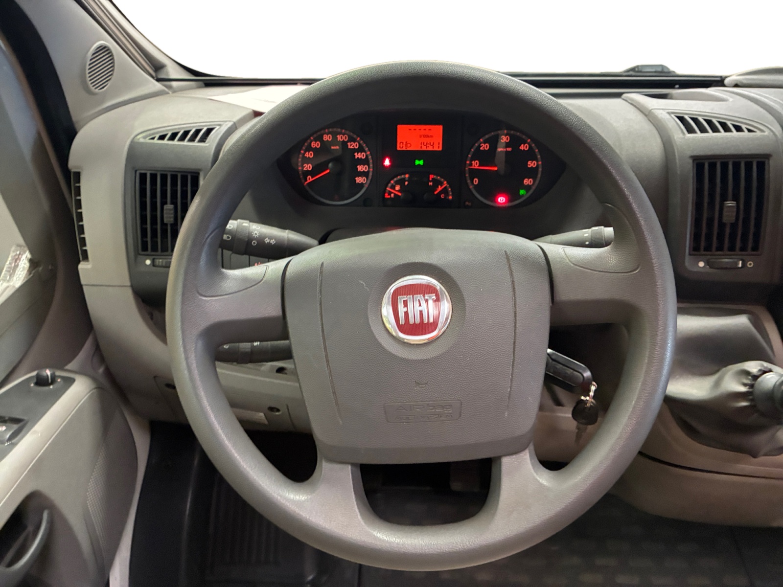 FIAT ADRIA CORAL 2.3 MJT 130 2012