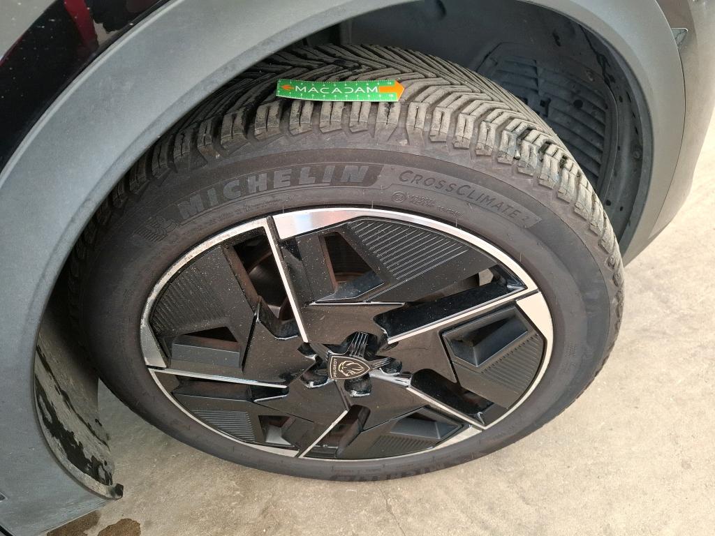 PEUGEOT 408 PHEV 225 e-EAT8 Allure Pack 2024