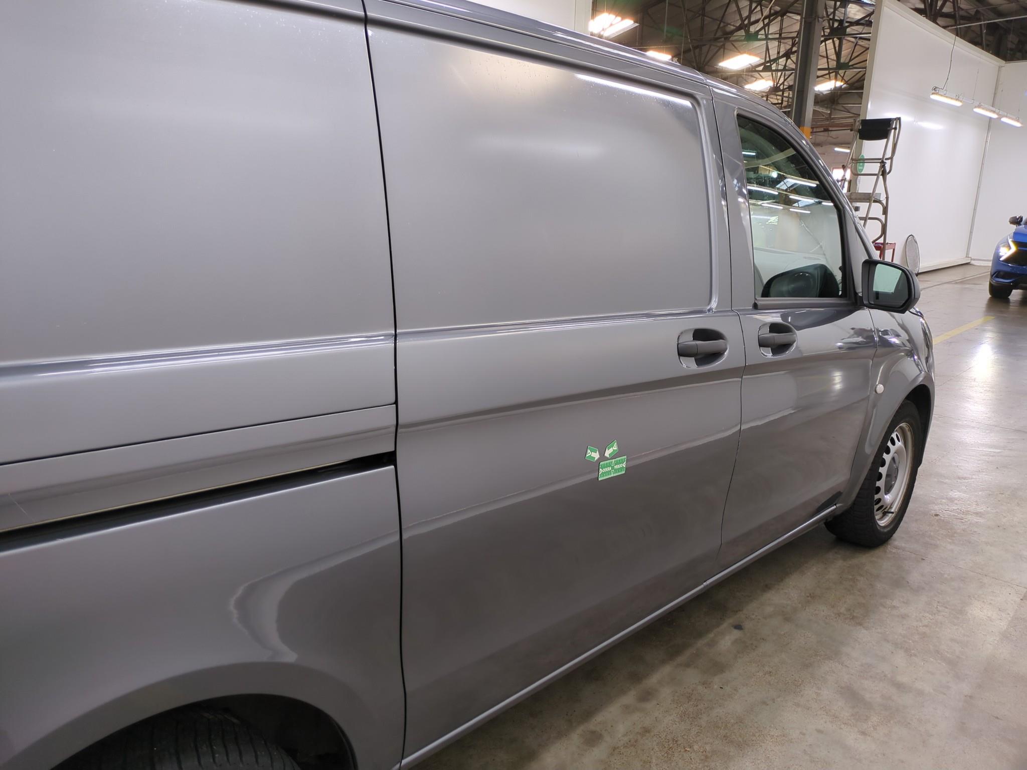 MERCEDES VITO FOURGON 119 CDI COMPACT BVA RWD PRO 2022