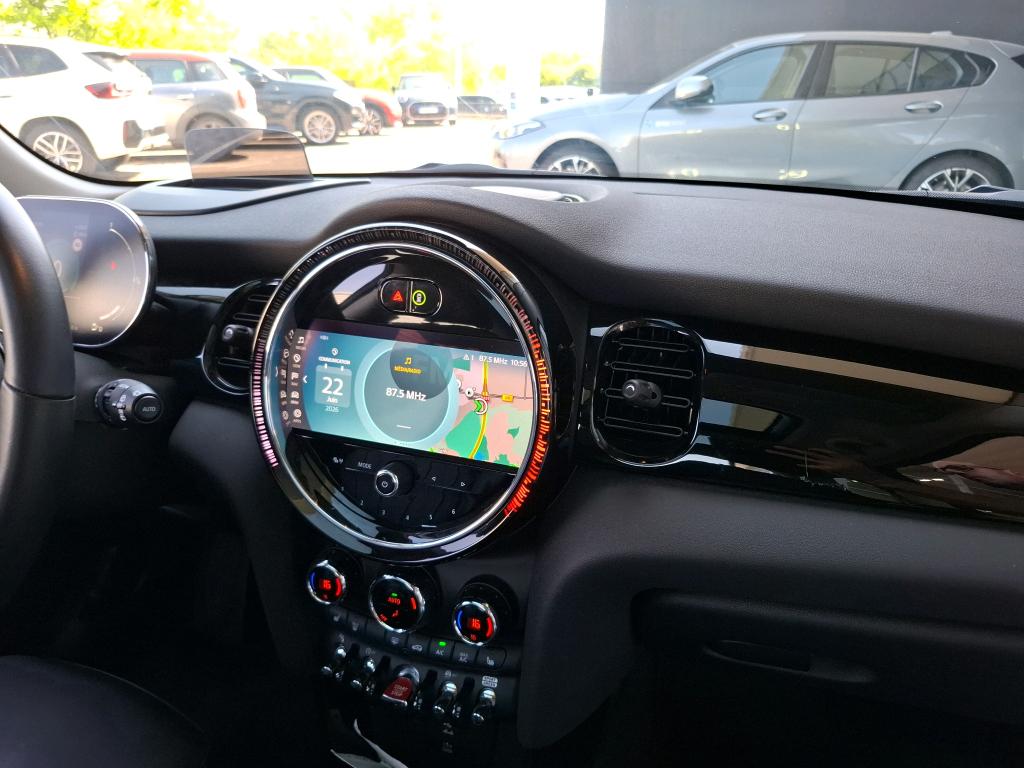 MINI HATCH 3 Portes Cooper 136 ch BVA7 Edition Camden 2023