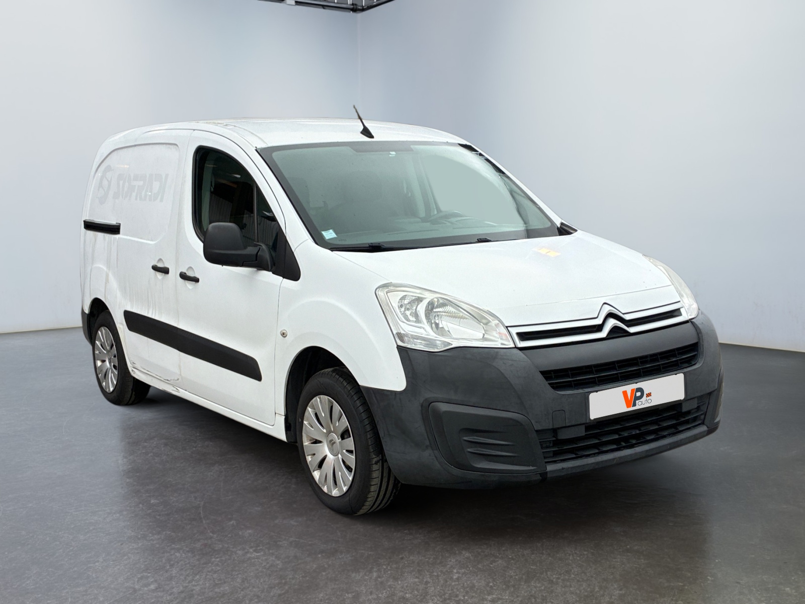 CITROEN BERLINGO FOURGON M BLUEHDI 100 S&S BUSINESS 2017
