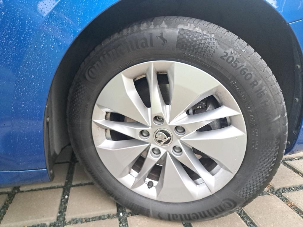 SKODA OCTAVIA COMBI 2.0 TDI 150 ch DSG7 Business 2022
