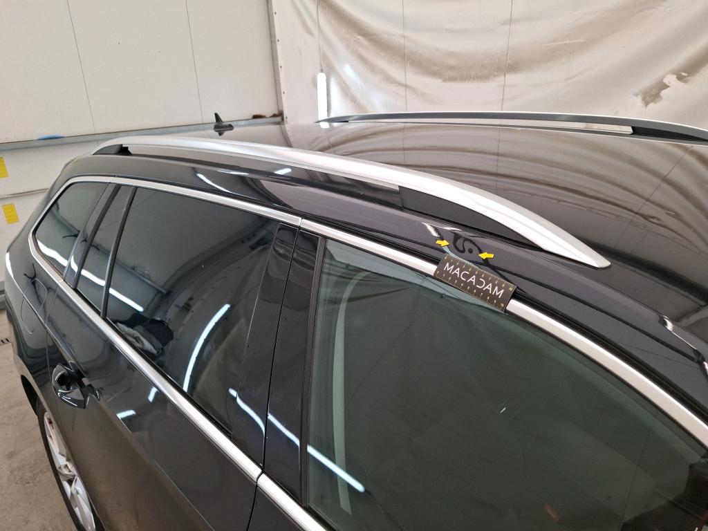 SKODA SUPERB COMBI 2.0 TDI 150 SCR DSG7 Business 2022