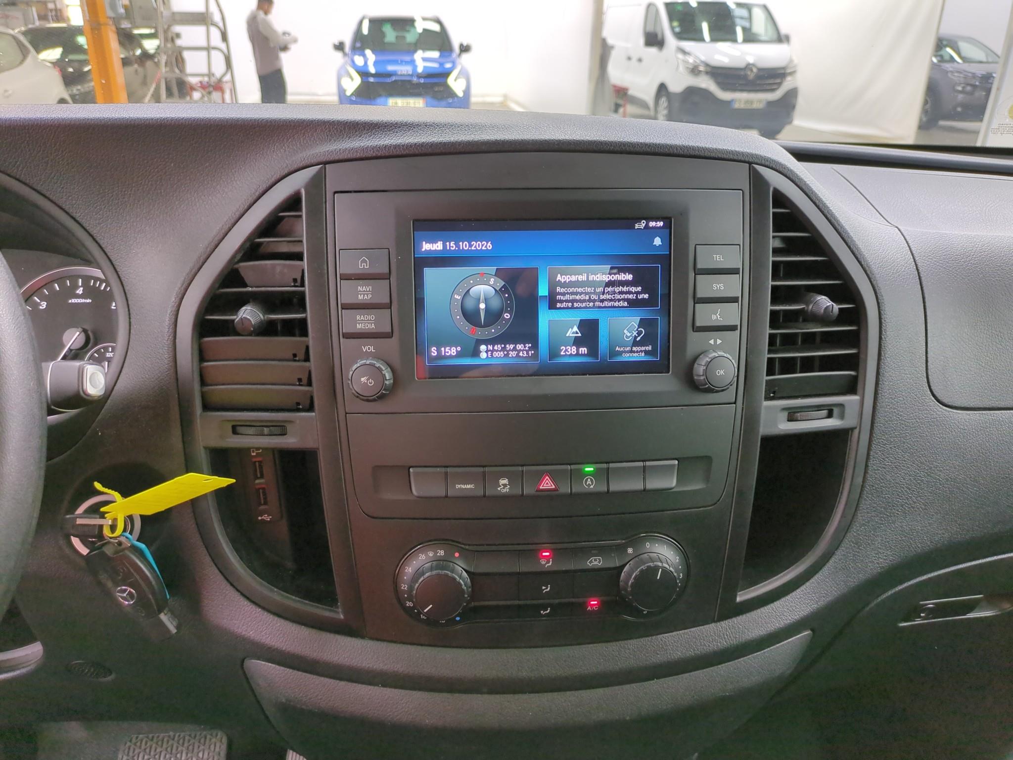MERCEDES VITO FOURGON 119 CDI COMPACT BVA RWD PRO 2022