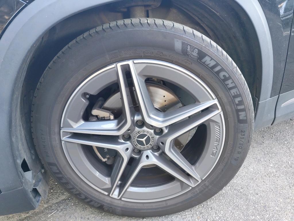 MERCEDES-BENZ MERCEDES GLA II 200 d 8G-DCT AMG Line 2022