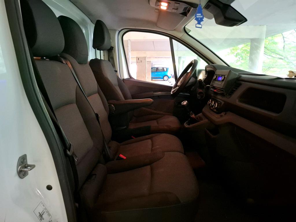 RENAULT TRAFIC FOURGON FGN L1H1 2800 KG BLUE DCI 110 CONFORT 2022