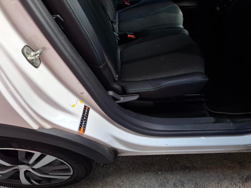 PEUGEOT 5008 BlueHDi 130ch S&S EAT8 Allure Pack 2023